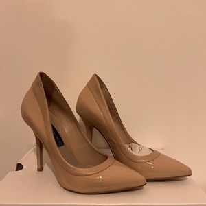 Steve Madden Afterdark blush pump